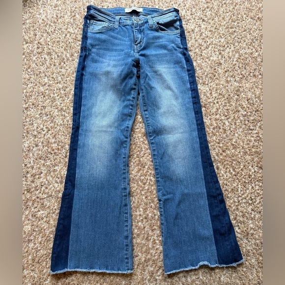 Flying Monkey Denim - Flying Monkey Womens Jeans 24 Hi-Rise ankle flare denim, raw hem and two toned